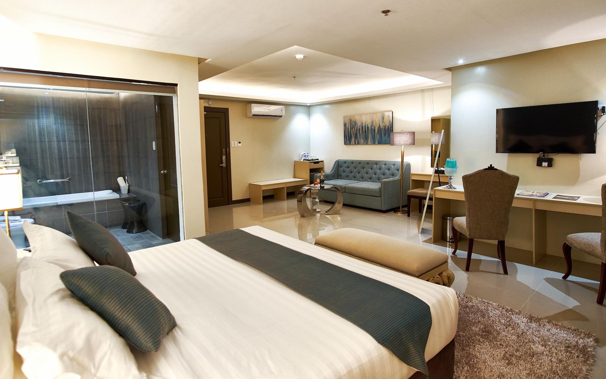 J7 Hotel Илоило Экстерьер фото